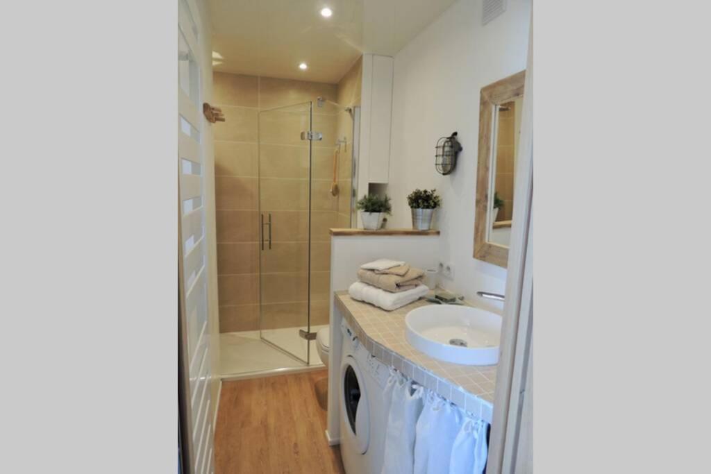 Emplacement Privilegie Pour Ce Bel Appartement Saint-Raphaël Екстериор снимка